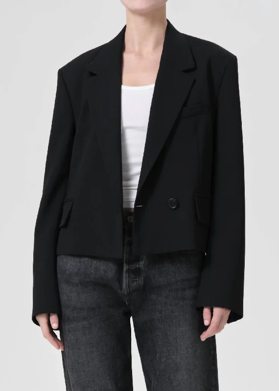 Callie Cropped Blazer In Black